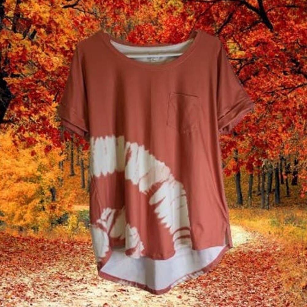 Wonderly Studio M short sleeve, over size tie dyed stretch top. Casual, fall.